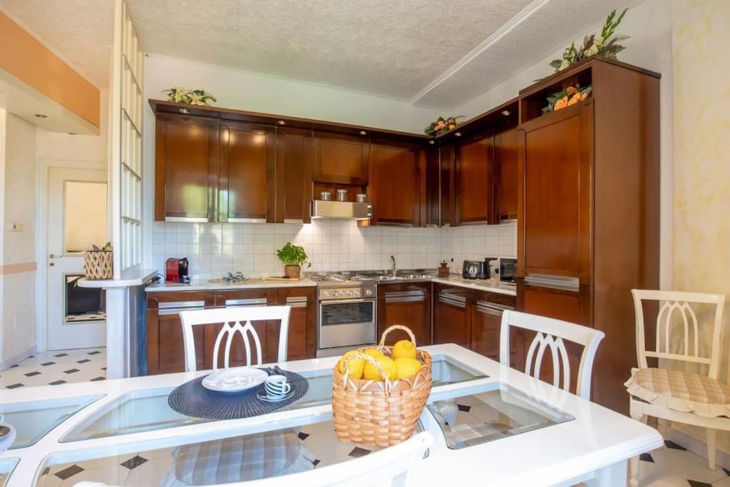 Mare In Vista Apartment Capoliveri  Ngoại thất bức ảnh