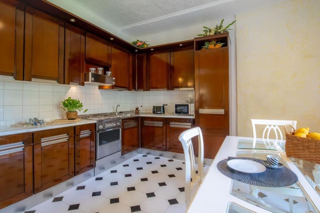 Mare In Vista Apartment Capoliveri  Ngoại thất bức ảnh